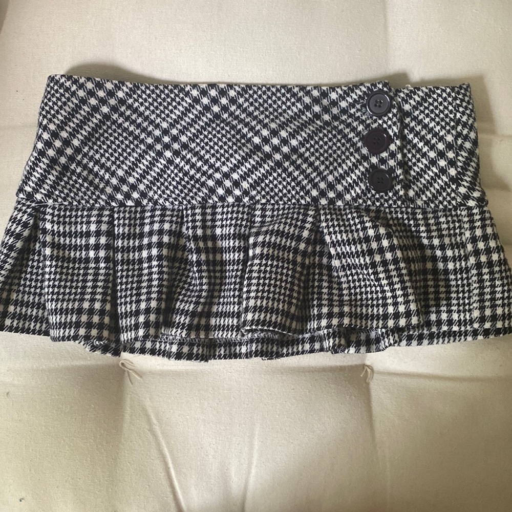 Sexy herringbone play skirt